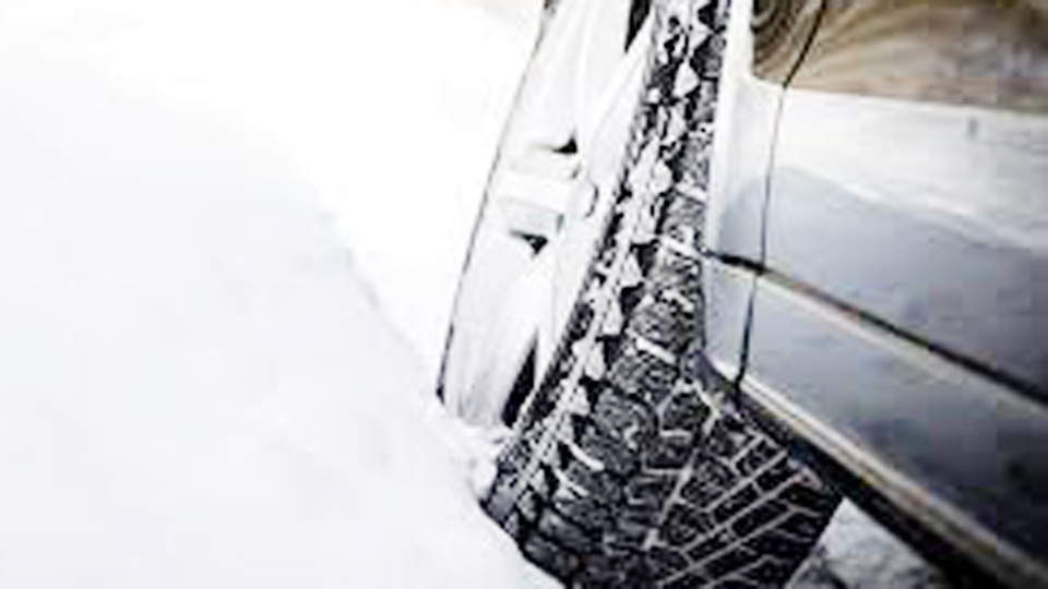Car Pulls to the Right When Braking Hard