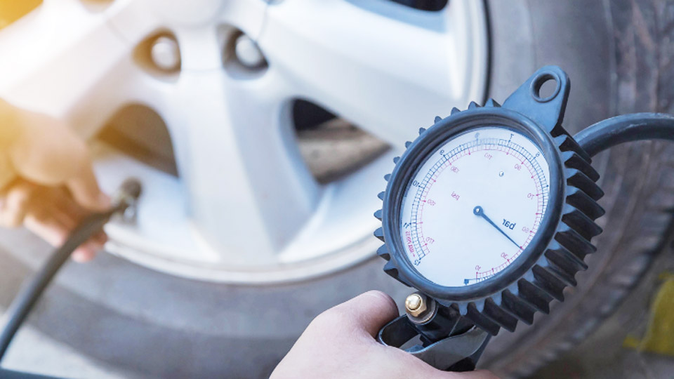 How to Check Nitrogen Tire Pressure?