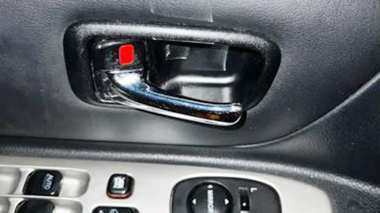 How to Fix a Broken Interior Car Door Handle