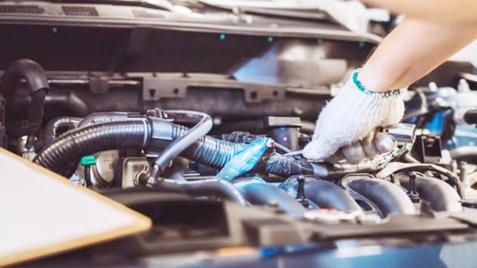How to Start a Car If the Starter Motor Is Not Working