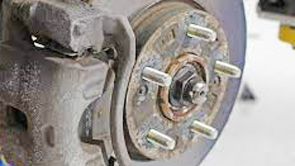 What Causes My Car to Vibrate When I Brake?